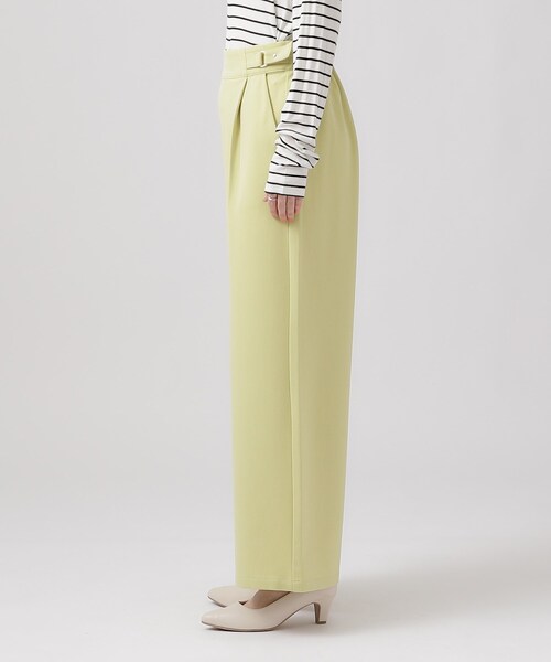 DRESKIP(ドレスキップ)の「◆【ストレッチ】きれいめコーデにマッチ サイドタブ付き ワイドパンツ(その他パンツ・レディース・ブラック/ナチュラル/ライトイエロー系・02/03/04)」の9枚目の写真