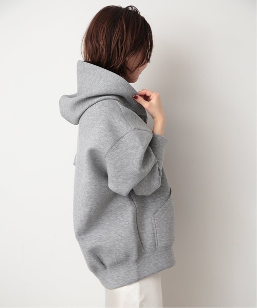 SLOBE IENA（スローブイエナ）の「《WEB限定/追加4》ボリュームジップアップフーディー（パーカー・レディース・グレー・FREE）」の4枚目の写真