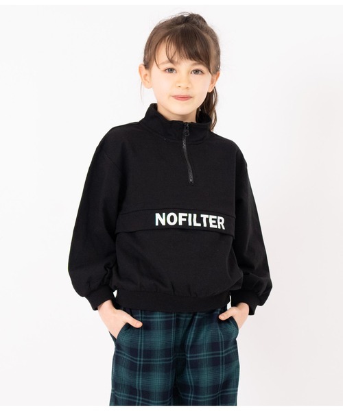 ANAP kids（アナップキッズ）の「ハーフジップバックロゴミニ裏毛トレーナー【親子お揃い】（スウェット・キッズ・オフホワイト/カーキ/ブラック・110cm/120cm/130cm）」の2枚目の写真