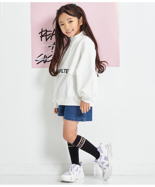 ANAP kids（アナップキッズ）の「ハーフジップバックロゴミニ裏毛トレーナー【親子お揃い】（スウェット・キッズ・オフホワイト/カーキ/ブラック・110cm/120cm/130cm）」の13枚目の写真