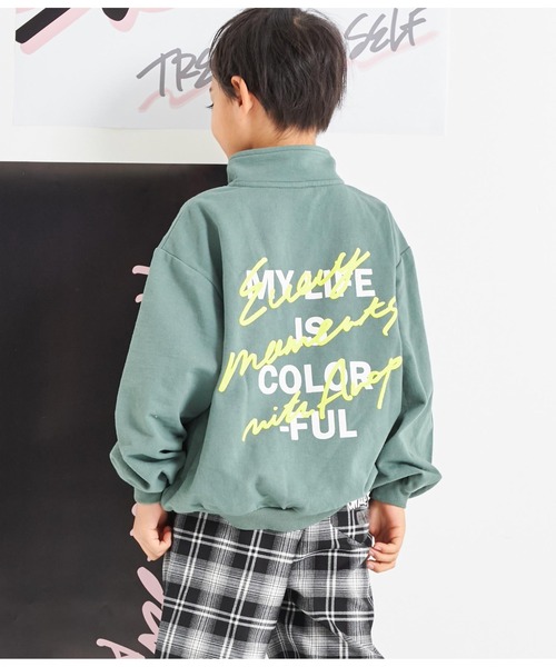 ANAP kids（アナップキッズ）の「ハーフジップバックロゴミニ裏毛トレーナー【親子お揃い】（スウェット・キッズ・オフホワイト/カーキ/ブラック・110cm/120cm/130cm）」の12枚目の写真