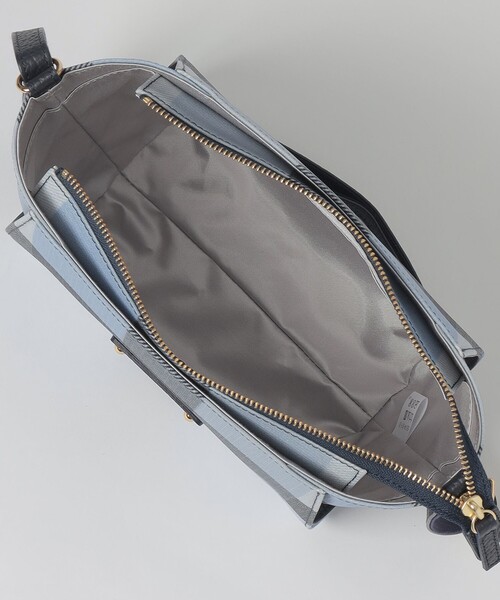 BLUE LABEL CRESTBRIDGE（ブルーレーベルクレストブリッジ）の「クレストブリッジチェックPVCミニショルダー（ショルダーバッグ・レディース・ベージュ系その他/レッド/オレンジ系その他/ロイヤルブルー・FREE）」の7枚目の写真