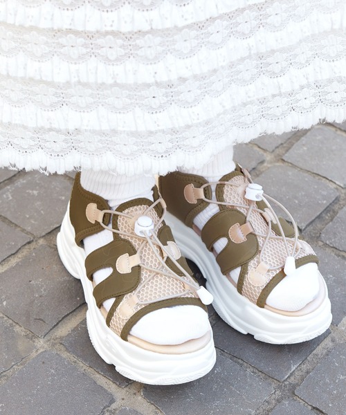 w closet（ダブルクローゼット）の「メッシュ切替スポサン（サンダル・レディース・オフホワイト/カーキ/ブラック・M/L）」の14枚目の写真