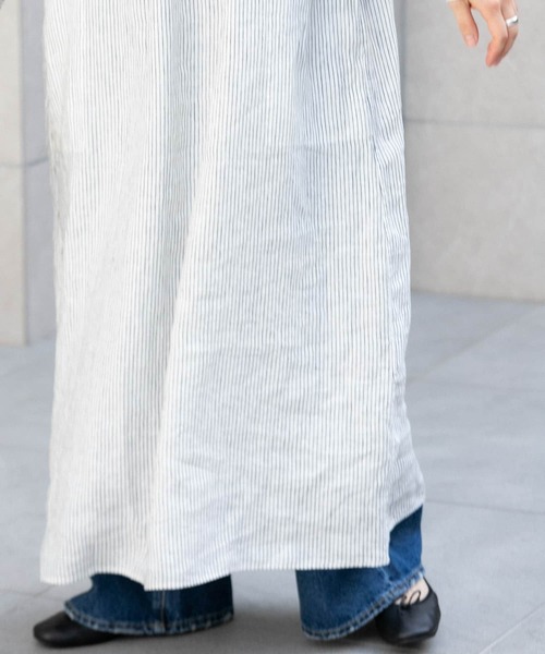 FORK&SPOON(フォークアンドスプーン)の「FORK&SPOON フレンチリネンヨーク切替ギャザーワンピース(ワンピース・レディース・ブルー系その他/ストライプ/ブラック・1/2)」の17枚目の写真