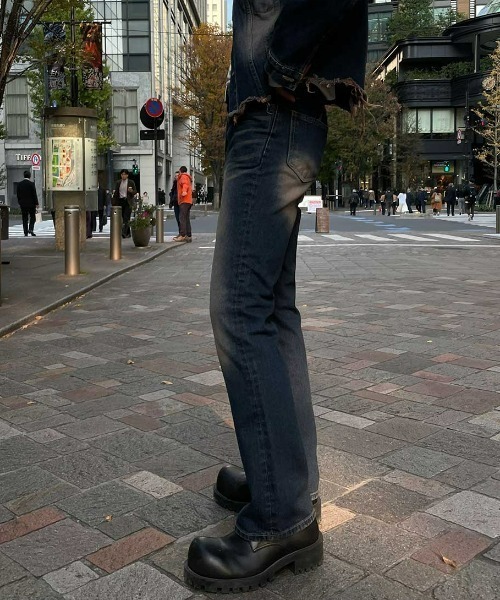 ASCLO(エジュクロ)の「ASCLO Brownie Bootcut Denim Pants(デニムパンツ・メンズ・ダークブルー・LARGE/MEDIUM/SMALL)」の2枚目の写真