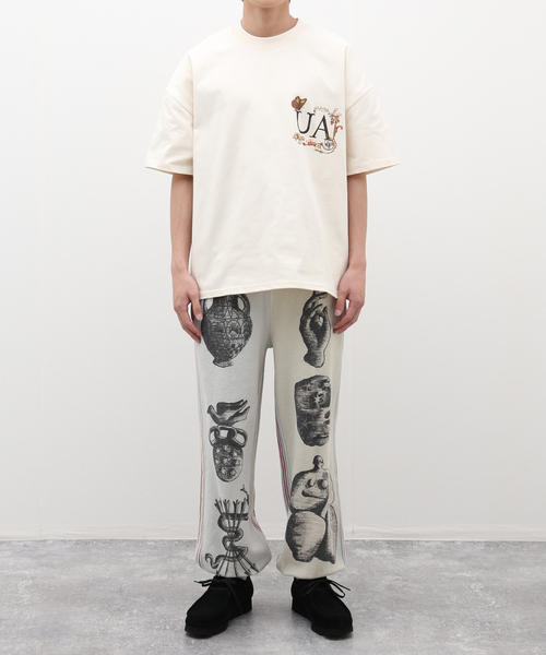 untitled artworks / アンタイトルドアートワークス】Sweat