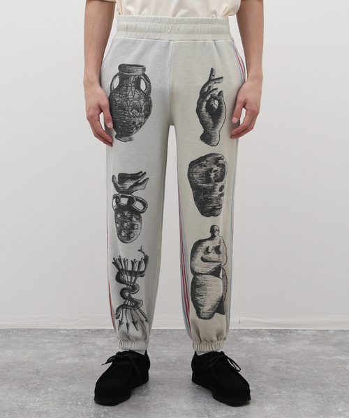 untitled artworks / アンタイトルドアートワークス】Sweat