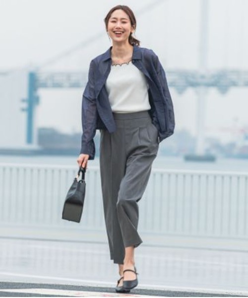 GLOBAL WORK（グローバルワーク）の「Beauteeメローリブタンク/987160（タンクトップ・レディース・モカ/ミント/ホワイト×ブラック/ブラック×ホワイト/ホワイト×ブラウン・LARGE/MEDIUM）」の7枚目の写真