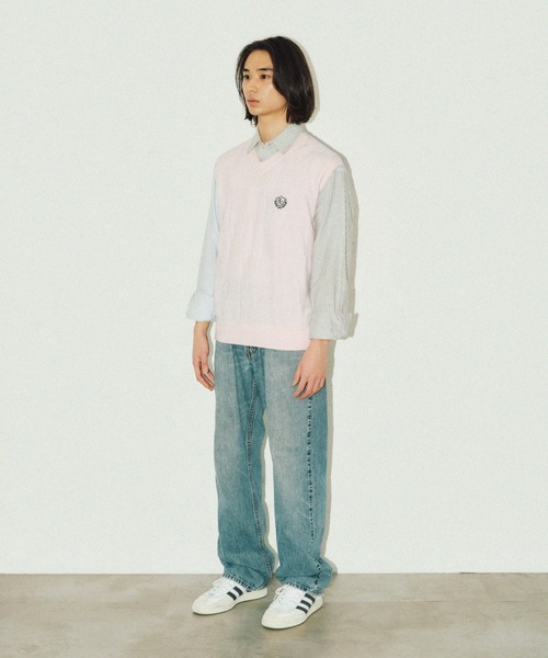 FCMM(エフシーエムエム)の「BLOCK KNIT VEST/ブロックニットベスト(ベスト・メンズ・アイボリー/グレー/ピンク・MEDIUM/LARGE)」の15枚目の写真