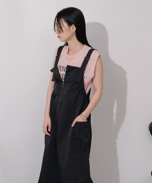 Kastane(カスタネ)の「【ZOZOTOWN限定】ナイロンギャザータンクワンピース(ワンピース・レディース・ブラック/ベージュ・FREE)」の10枚目の写真