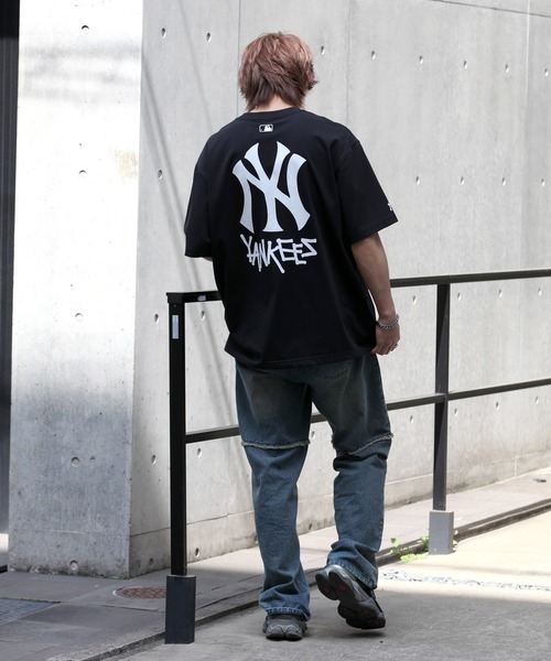 MLB Korea（エムエルビーコリア）の「【MLB KOREA/エムエルビーコリア】ベーシックビッグロゴ オーバーフィット ショートスリーブTシャツ（Tシャツ/カットソー・メンズ・ホワイト/ブラック・M/L/XL/2XL）」の9枚目の写真