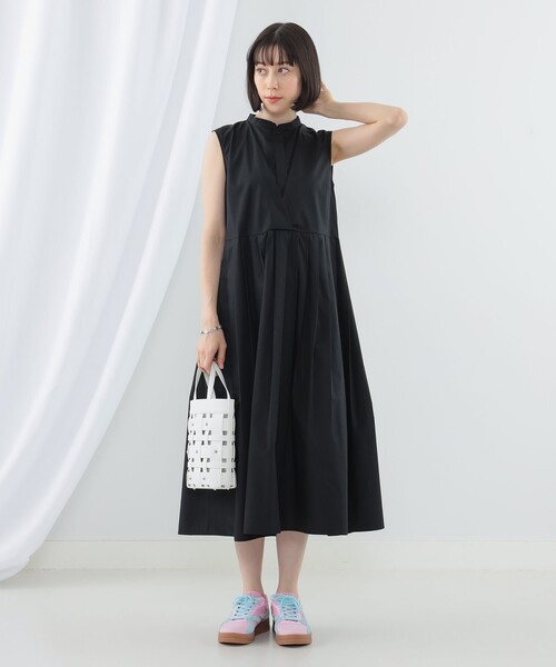 Ray BEAMS（レイビームス）の「Ray BEAMS / プリーツ キリカエ ノースリーブ ワンピース（ワンピース・レディース・サックスブルー/ブラック/ブラウン系その他5・1/0）」の11枚目の写真