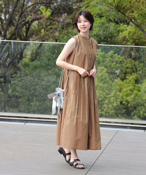 Ray BEAMS（レイビームス）の「Ray BEAMS / プリーツ キリカエ ノースリーブ ワンピース（ワンピース・レディース・サックスブルー/ブラック/ブラウン系その他5・1/0）」の16枚目の写真