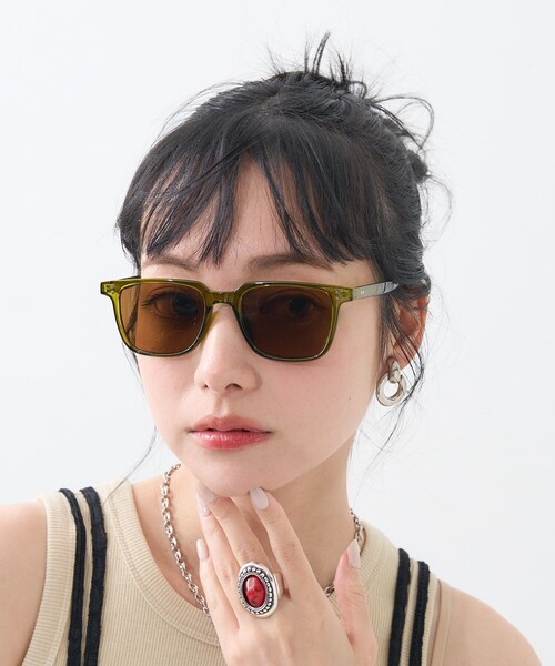 FREAK'S STORE（フリークスストア）の「UVカットスクエアアイウエア（サングラス・レディース・ブラック/オリーブ/その他16・ONE SIZE）」の3枚目の写真