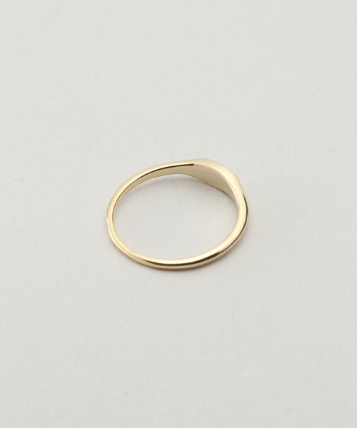 La TOTALITE（ラトータリテ）の「【ucalypt/ ユーカリプト】Mini Signet Ring（リング・レディース・ゴールド・FREE）」の2枚目の写真