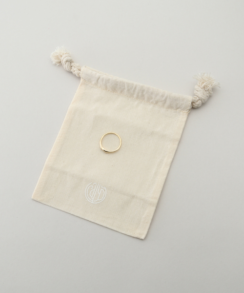 La TOTALITE（ラトータリテ）の「【ucalypt/ ユーカリプト】Mini Signet Ring（リング・レディース・ゴールド・FREE）」の4枚目の写真
