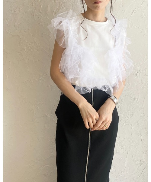 She's Closet(シーズクローゼット)の「2WAYオープンショルダーシアーフリルチュールドッキングTシャツ(Tシャツ/カットソー・レディース・ブラック/オフホワイト/杢グレー・FREE)」の15枚目の写真