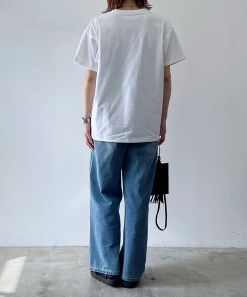 ANOTHER S(アナザーエス)の「箔プリントシルバーヴィンテージプリントTシャツ(Tシャツ/カットソー・レディース・ブラック×シルバー/ホワイト×シルバー/ホワイト×ゴールド/ブラック×ゴールド・FREE)」の5枚目の写真