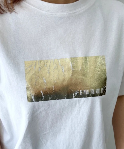 ANOTHER S(アナザーエス)の「箔プリントシルバーヴィンテージプリントTシャツ(Tシャツ/カットソー・レディース・ブラック×シルバー/ホワイト×シルバー/ホワイト×ゴールド/ブラック×ゴールド・FREE)」の6枚目の写真