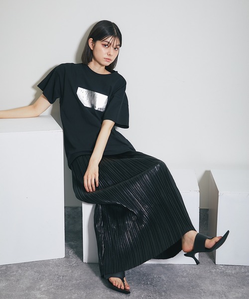 ANOTHER S(アナザーエス)の「箔プリントシルバーヴィンテージプリントTシャツ(Tシャツ/カットソー・レディース・ブラック×シルバー/ホワイト×シルバー/ホワイト×ゴールド/ブラック×ゴールド・FREE)」の22枚目の写真