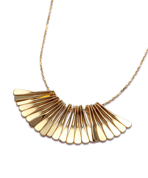 N.(N. Natural Beauty Basic)(エヌエヌナチュラルビューティーベーシック)の「◆ペタルフリンジネックレス(ネックレス・レディース・ゴールド・フリ-)」の4枚目の写真