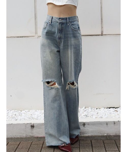 EVRIS(エヴリス)の「FRONTスラッシュワイドデニムパンツ(デニムパンツ・レディース・ブルー/インディゴブルー・SMALL/MEDIUM)」の17枚目の写真
