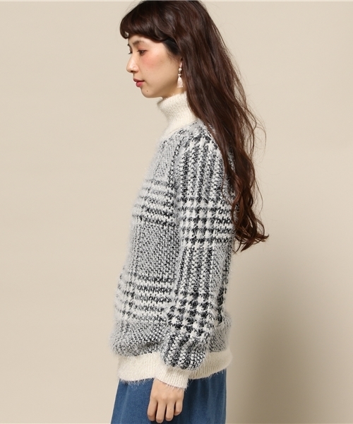 ROSE BUD（ローズバッド）の「LK-15251 GLEN CHECK TURTLE/N P/O（ニット/セーター・レディース・アイボリー/ネイビー・ONE SIZE）」の8枚目の写真