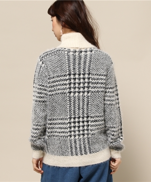 ROSE BUD（ローズバッド）の「LK-15251 GLEN CHECK TURTLE/N P/O（ニット/セーター・レディース・アイボリー/ネイビー・ONE SIZE）」の7枚目の写真