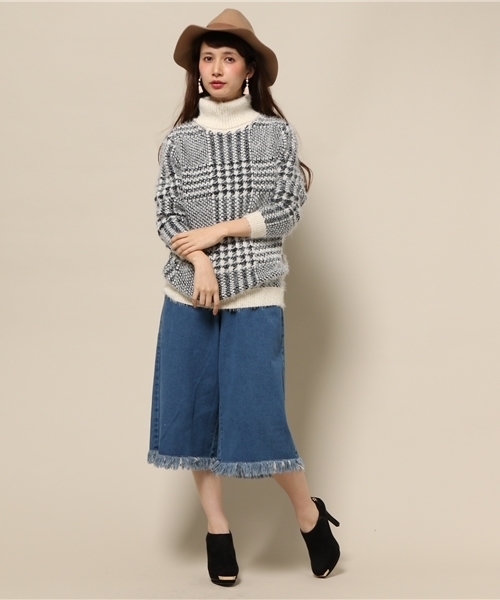 ROSE BUD（ローズバッド）の「LK-15251 GLEN CHECK TURTLE/N P/O（ニット/セーター・レディース・アイボリー/ネイビー・ONE SIZE）」の6枚目の写真