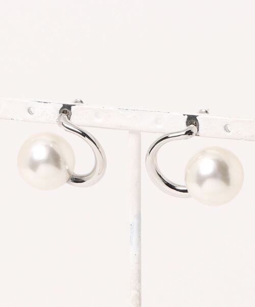 Andemiu（アンデミュウ）の「ビックパールピアス145298（ピアス（両耳用）・レディース・ゴールド/シルバー・FREE）」の6枚目の写真