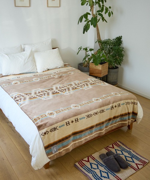 BAYFLOW（ベイフロー）の「[リバーシブル仕様]BFフリースブランケットL 140×203（ブランケット・レディース・ベージュ/チャコール/ブルー/ネイビー/ブラック系/ブルー系・00）」の19枚目の写真