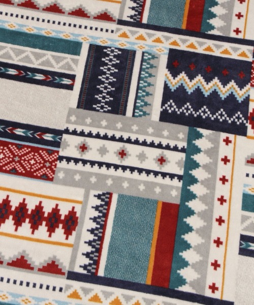 BAYFLOW（ベイフロー）の「[リバーシブル仕様]BFフリースブランケットL 140×203（ブランケット・レディース・ベージュ/チャコール/ブルー/ネイビー/ブラック系/ブルー系・00）」の12枚目の写真