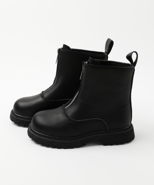 URBAN CHERRY(アーバンチェリー)の「フロントジップショートブーツ(ブーツ・キッズ・ブラック・19.0cm/18.5cm/18.0cm/17.0cm/22.0cm/21.0cm/20.5cm/19.5cm)」の7枚目の写真