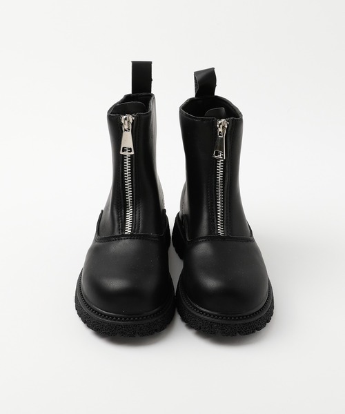URBAN CHERRY(アーバンチェリー)の「フロントジップショートブーツ(ブーツ・キッズ・ブラック・19.0cm/18.5cm/18.0cm/17.0cm/22.0cm/21.0cm/20.5cm/19.5cm)」の9枚目の写真