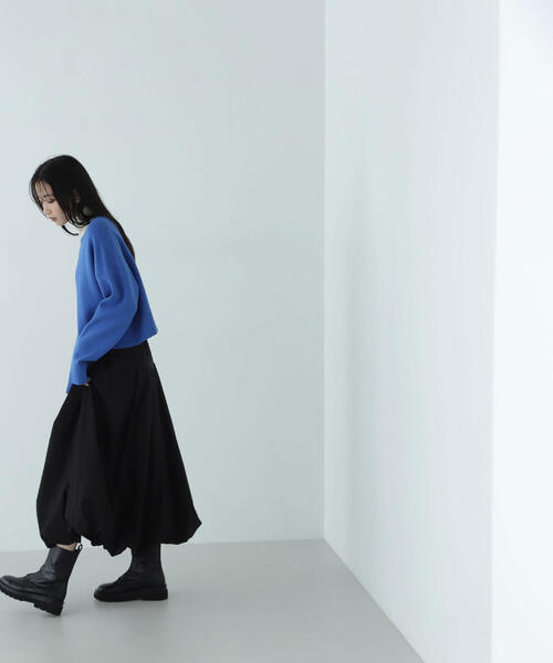NATURAL BEAUTY BASIC(ナチュラルビューティーベーシック)の「【Oggi掲載】切替タックバルーンスカート(スカート・レディース・オフホワイト/ブラック/カーキ/ベージュ・MEDIUM/SMALL)」の7枚目の写真