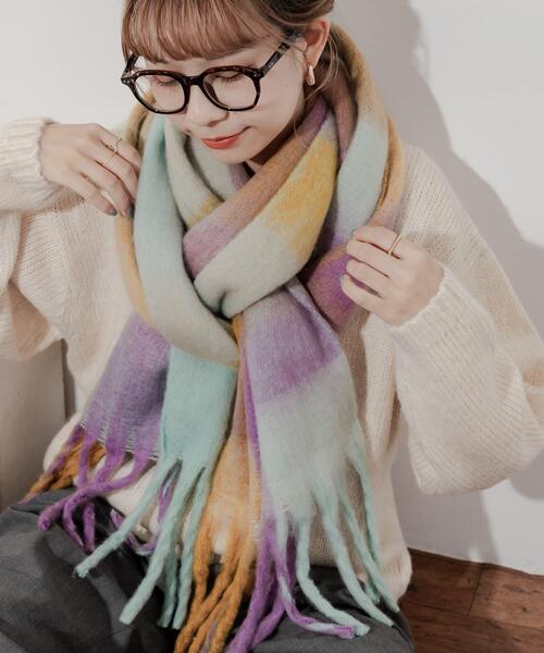 SMELLY（スメリー）の「ボリュームチェックマフラー（マフラー・レディース・パープル系その他/ブルー系その他・-）」の2枚目の写真