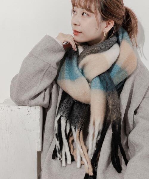 SMELLY（スメリー）の「ボリュームチェックマフラー（マフラー・レディース・パープル系その他/ブルー系その他・-）」の11枚目の写真