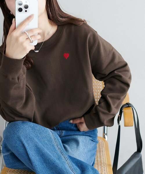 ディスコボールハートスウェット（ブラック） セール】【WEB限定/新色追加】ハート刺繍スウェット（スウェット