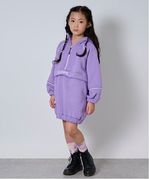 X-girl Stages（エックスガールステージス）の「アノラックパーカーワンピース（ワンピース・キッズ・ブラック/ラベンダー・140cm/130cm/120cm/110cm/100cm/90cm）」の16枚目の写真
