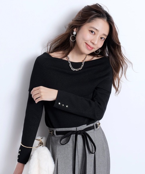 JUSGLITTY(ジャスグリッティー)の「レディオフショルニット(ニット/セーター・レディース・ブラック/チャコールグレー/ベージュ・2)」の14枚目の写真