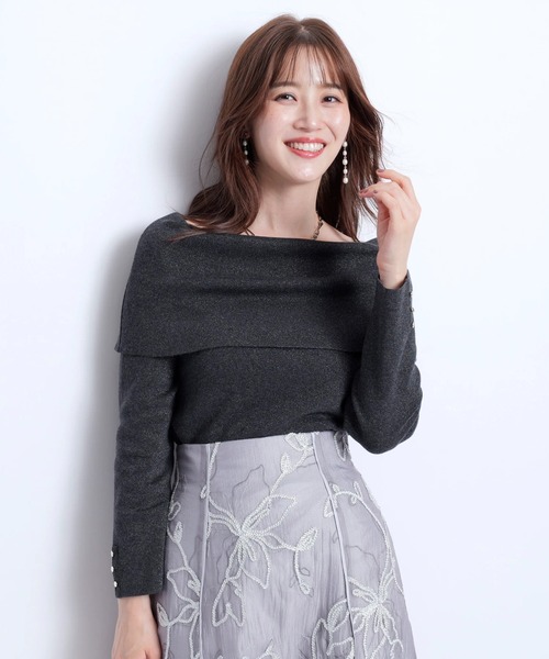 JUSGLITTY(ジャスグリッティー)の「レディオフショルニット(ニット/セーター・レディース・ブラック/チャコールグレー/ベージュ・2)」の15枚目の写真