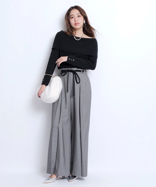 JUSGLITTY(ジャスグリッティー)の「レディオフショルニット(ニット/セーター・レディース・ブラック/チャコールグレー/ベージュ・2)」の18枚目の写真