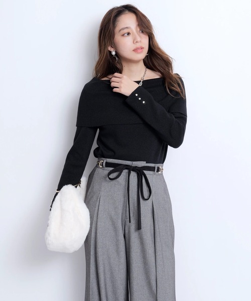 JUSGLITTY(ジャスグリッティー)の「レディオフショルニット(ニット/セーター・レディース・ブラック/チャコールグレー/ベージュ・2)」の20枚目の写真