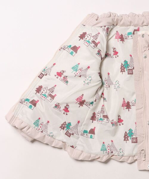 KP（ケーピー）の「水玉エンボス中綿コート(90～130)（ダウンジャケット/コート・キッズ・アイボリー/ライトブルーグレー・90cm/100cm/110cm/120cm/130cm）」の4枚目の写真