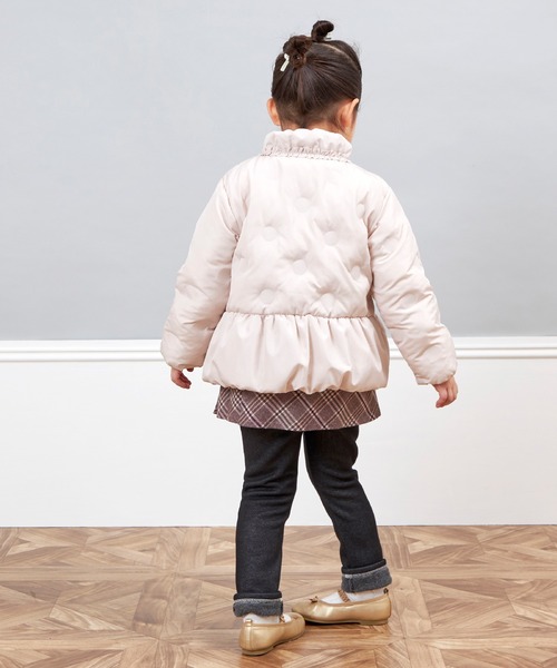 KP（ケーピー）の「水玉エンボス中綿コート(90～130)（ダウンジャケット/コート・キッズ・アイボリー/ライトブルーグレー・90cm/100cm/110cm/120cm/130cm）」の7枚目の写真