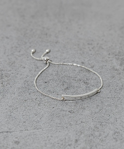 SMELLY(スメリー)の「カーブプレートスライドブレスレット(ブレスレット・レディース・シルバー・-)」の3枚目の写真