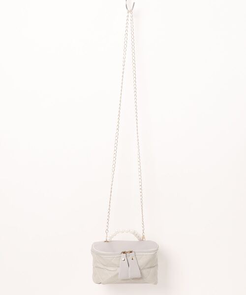 suppli mohh(サプリモー)の「パール持ち手バニティバッグ(ハンドバッグ・キッズ・ブラック/グレー/ブルー・FREE)」の2枚目の写真