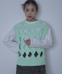 ミント」に該当するベスト（グリーン・カーキ/緑色系）ファッション