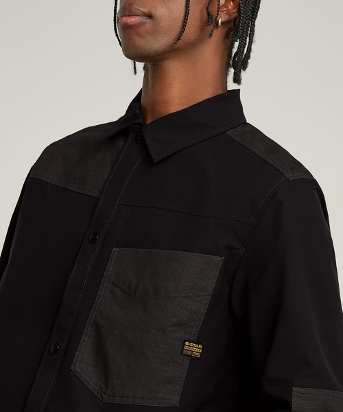 G-STAR(ジースター)の「ONE POCKET RELAXED PM SHIRT/パネル切り替えデザインリラックスシャツジャケット(シャツ/ブラウス・メンズ・ダークブラック・LARGE/MEDIUM/SMALL/X-LARGE/X-SMALL)」の4枚目の写真