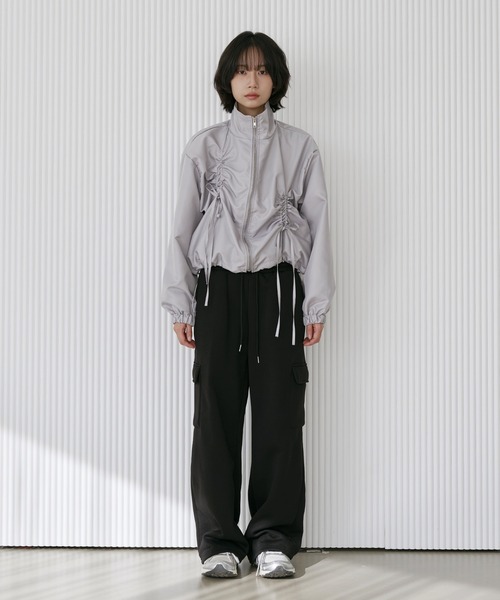 UNE MANSION(ユヌマンション)の「【起毛仕様/男女兼用/UNISEX】カーゴポケット起毛スウェットパンツ(スウェットパンツ・レディース・ブラック/グレー・FREE)」の3枚目の写真